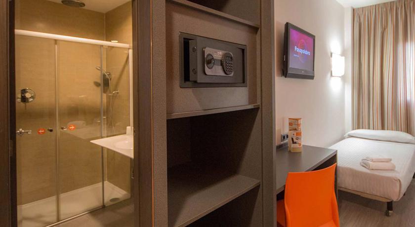 H2 Fuenlabrada Hotel Ngoại thất bức ảnh